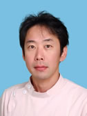 フローラデンタルクリニック 菊池 貴明 院長