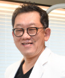 権藤 暁曠 理事長